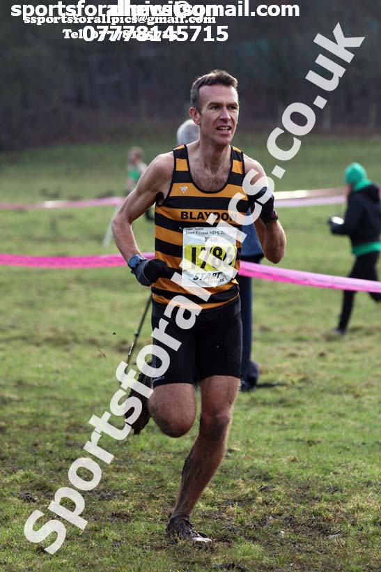 Senior men, Start Fitness NEHL, Thornley Hill Farm, Peterlee, County Durham. Photo: David T. Hewitson/Sports for All Pics